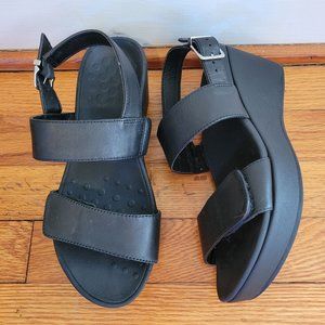 Vionic Black Open Toe Wedge Slingbacks Heels Sandals Leather‎ LOVELL 6